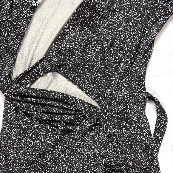 Diane von Furstenberg Jelsa Wrap Dress Womens 14 100% Silk Luxe Comfort Chic - Picture 10 of 11